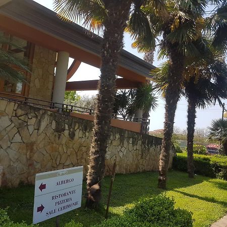 Agriturismo Terre Delle Monache Pontecagnano Exterior foto