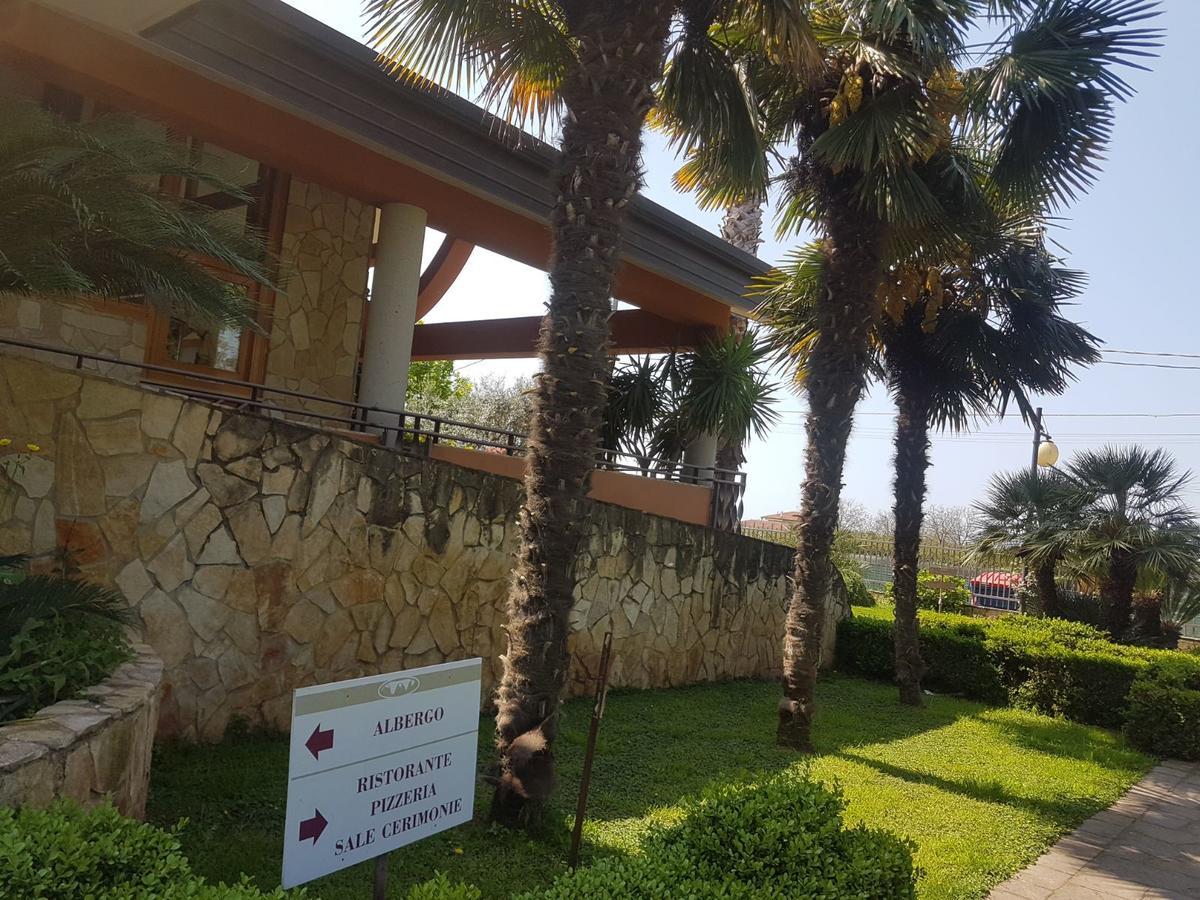 Agriturismo Terre Delle Monache Pontecagnano Exterior foto